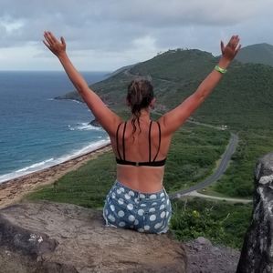 Meet your Posher, Emma 🦄